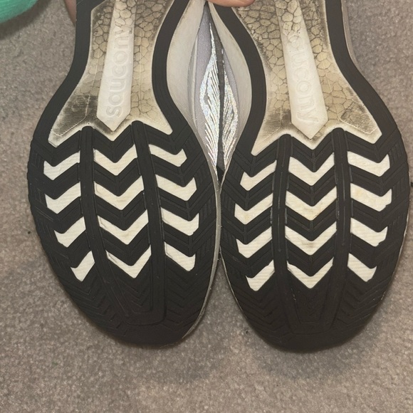 SAUCONY ENDORPHIN - Picture 7 of 9